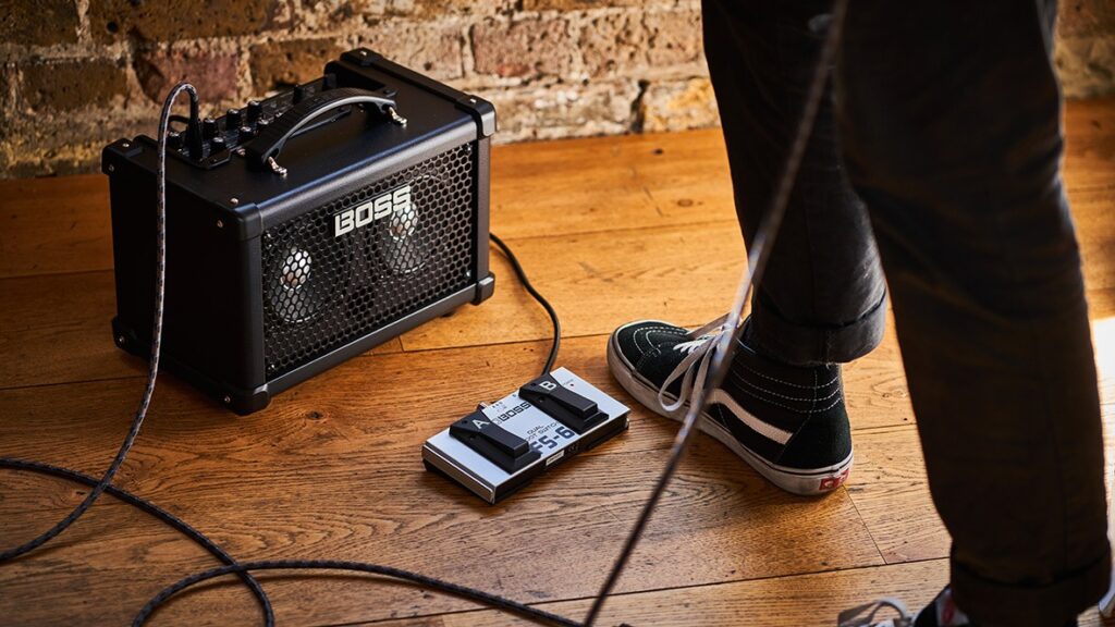 BOSS DUAL CUBE BASS LX / Bluetooth付き Boss Dual Cube LX Bass Bass combo amp